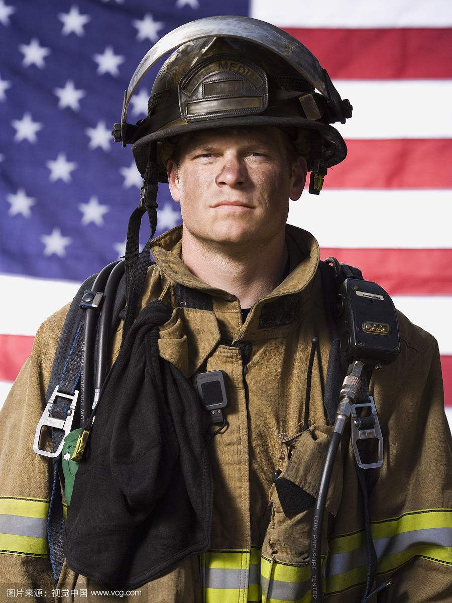 在美国原来三分之二的消防员是志愿者