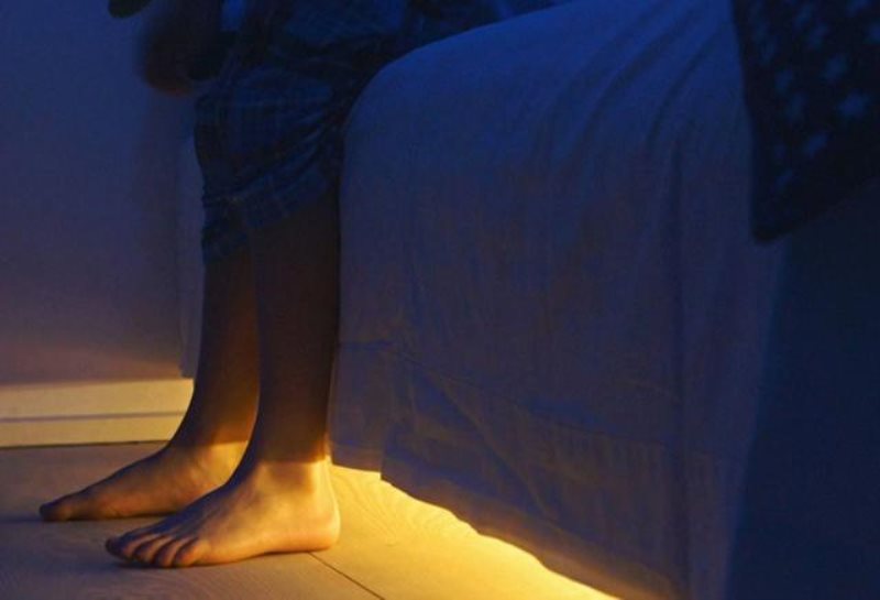 人来灯亮,人走灯灭的感应灯,原来这么好用,后悔知道晚了!