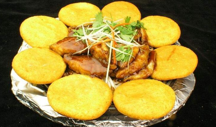 农家的海上美食,大连传统小吃咸鱼饼子,做法简单口感独特