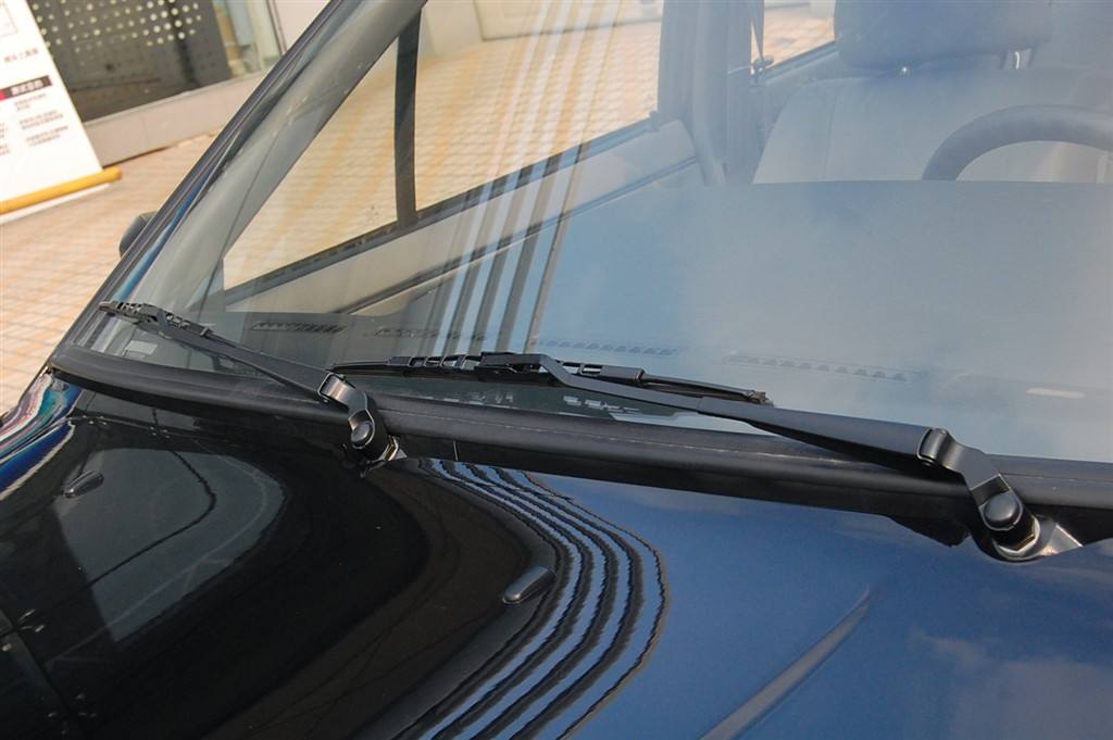 雨刮器能自动感应雨量是什么原理?