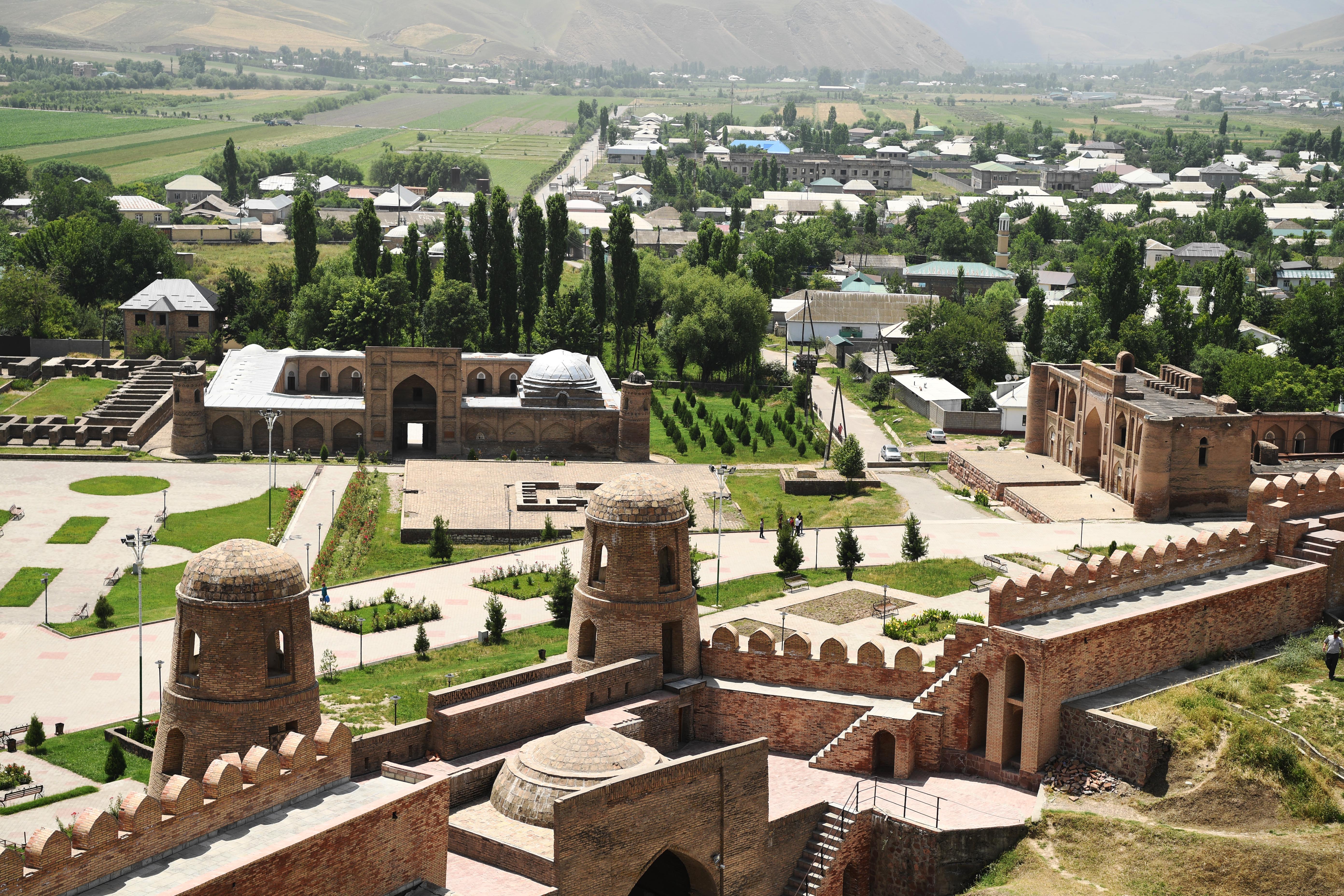 探访吉萨尔城堡(3)