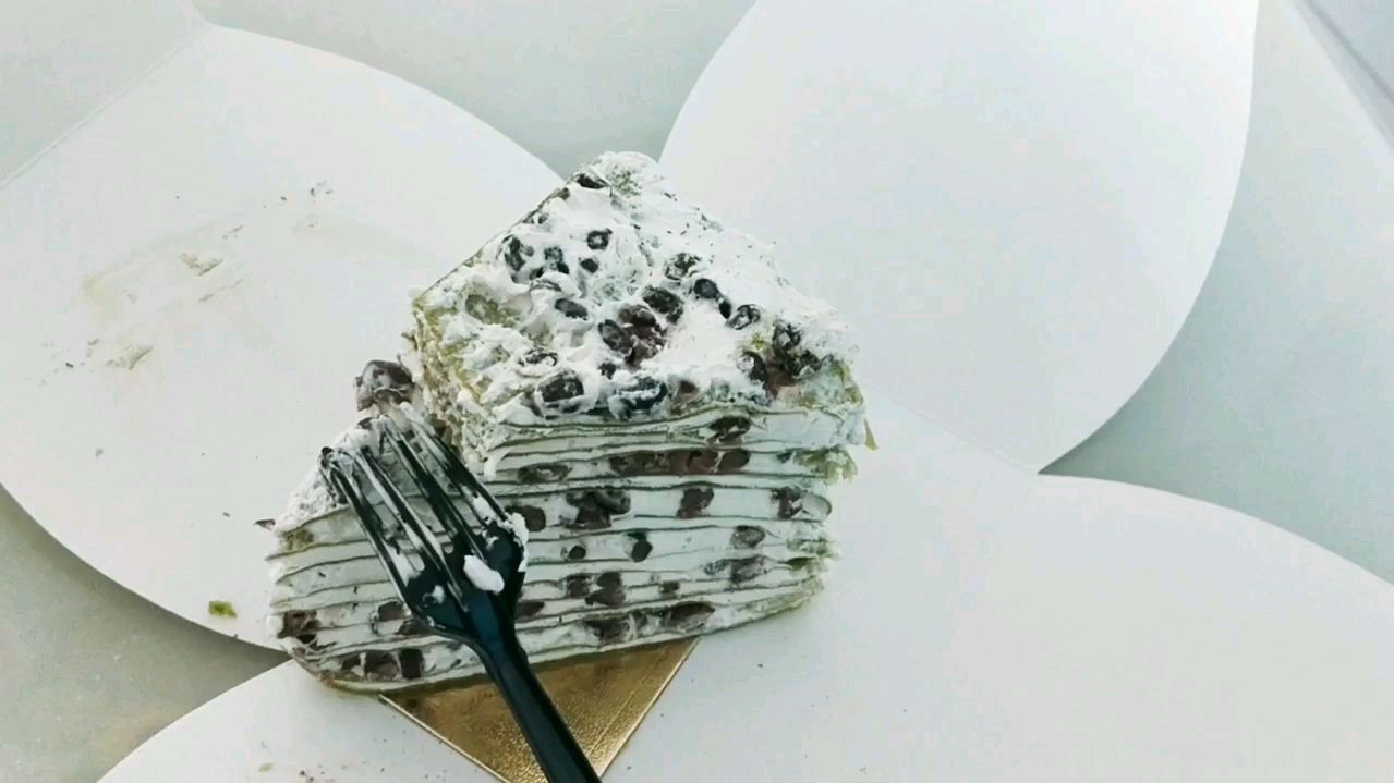 红豆抹茶千层蛋糕