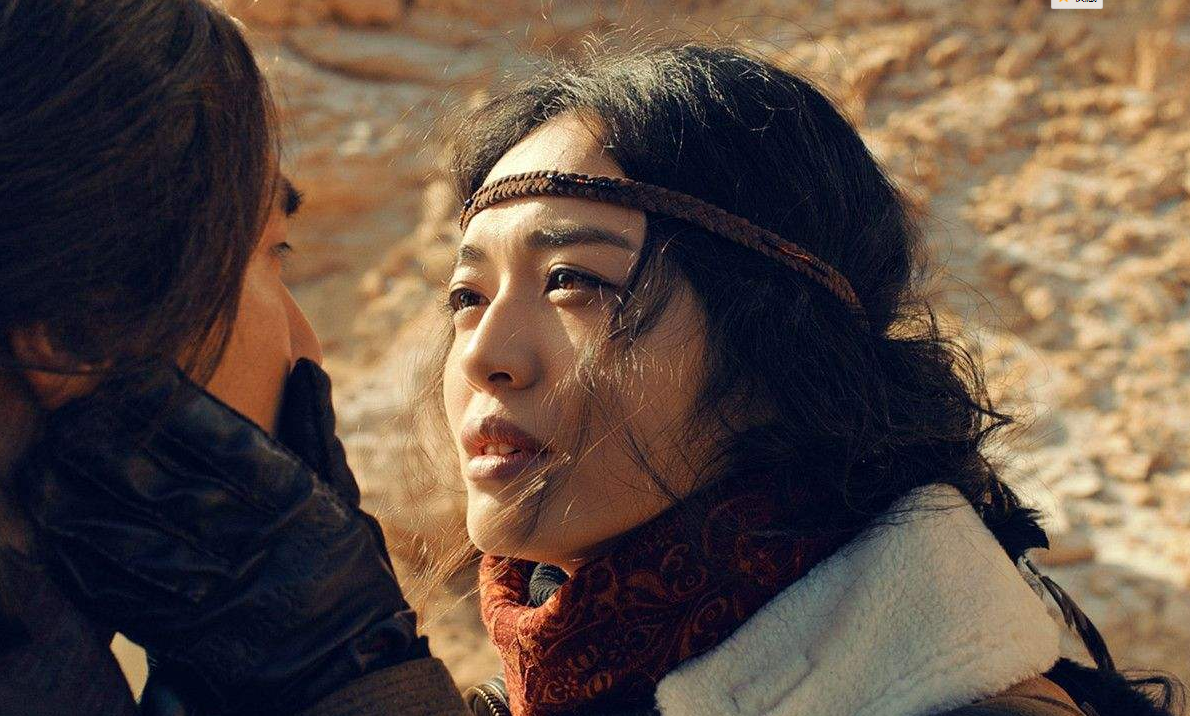 这部电影是由鬼吹灯后四部改编而来,最大的亮点就是我坤哥主演的!