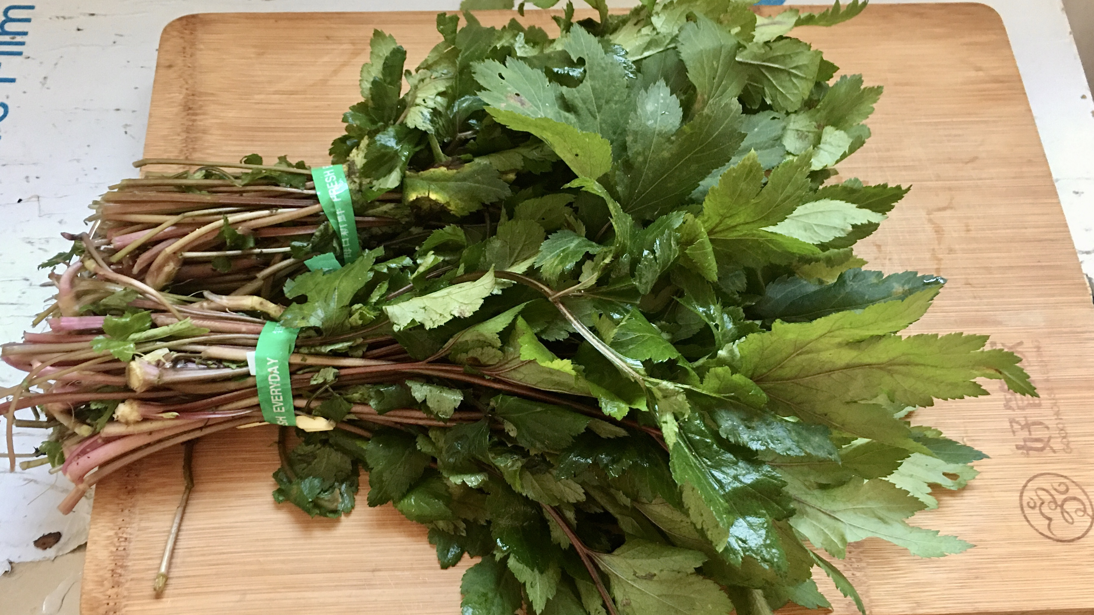 广东人春季经常喝的真珠花菜汤,去湿下火又营养,有家乡的味道