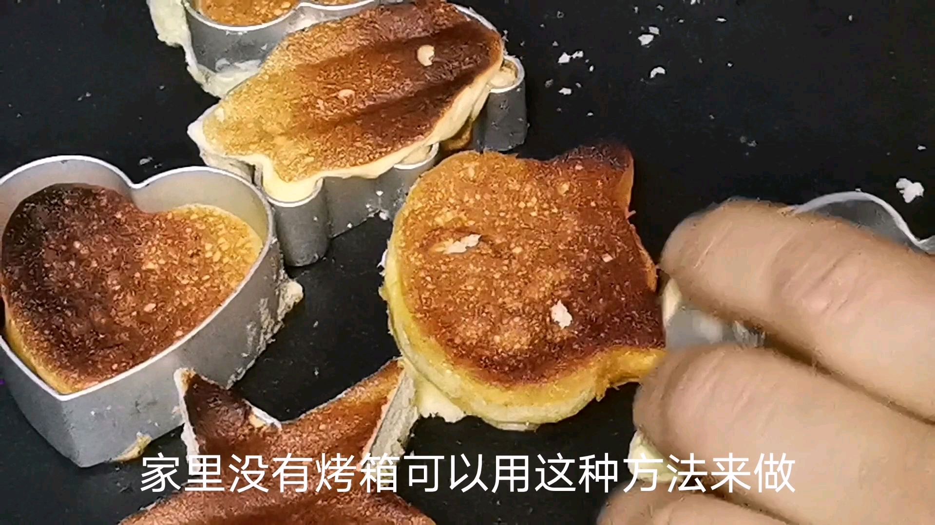 不用烤箱不用蒸,用这种方法做蛋糕只需3分钟