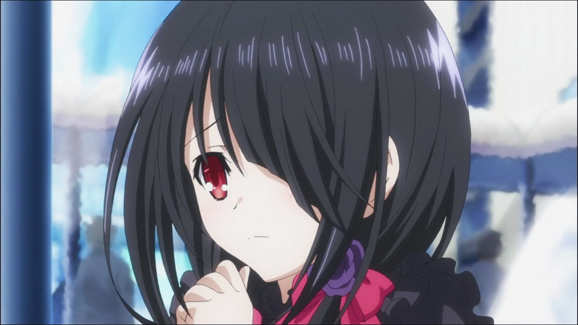 时崎狂三是突然转入来禅高中的转校生,在众人前自称精灵.