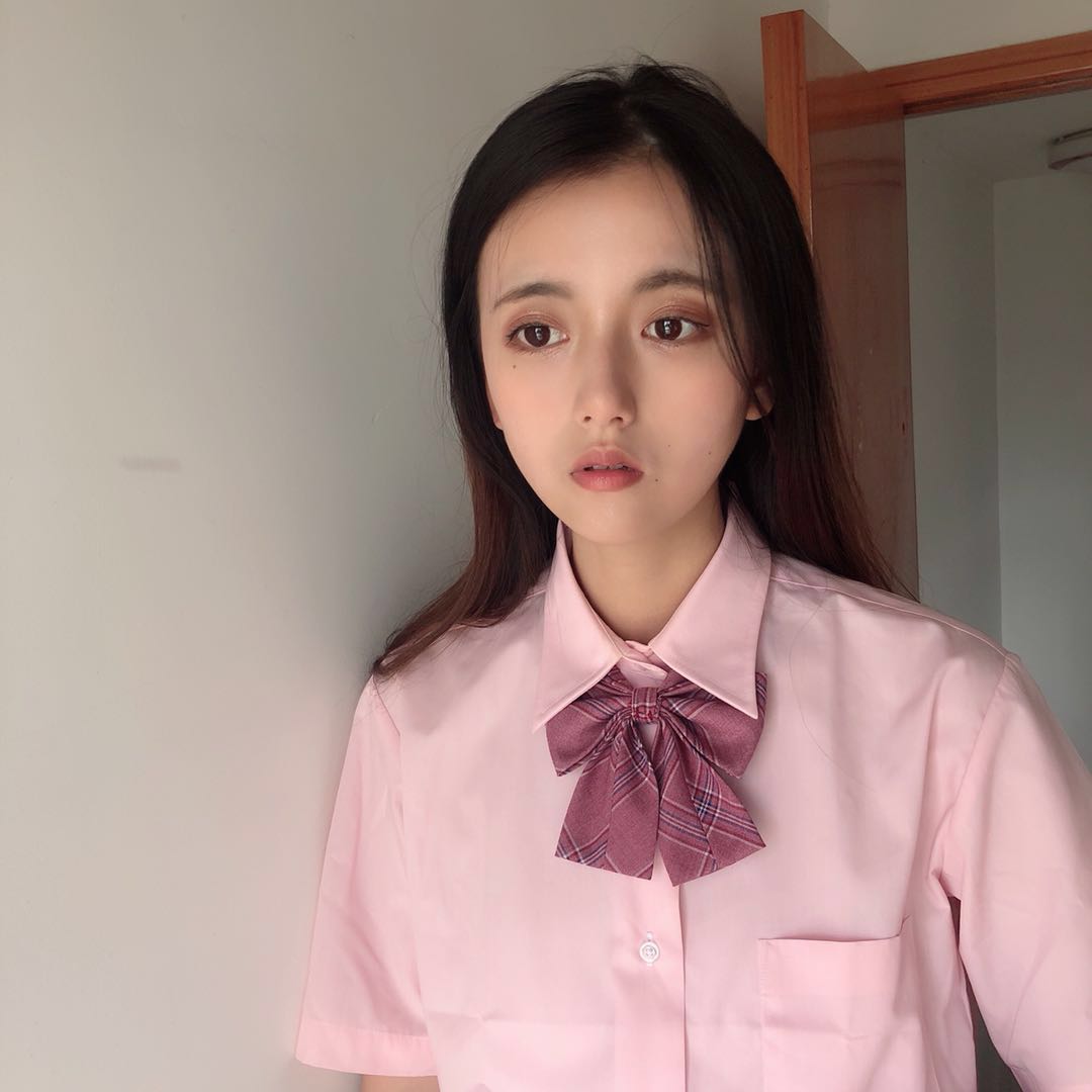 lol:蛇哥直播媳妇生子,人气暴涨!网友却被蛇哥媳妇感动!