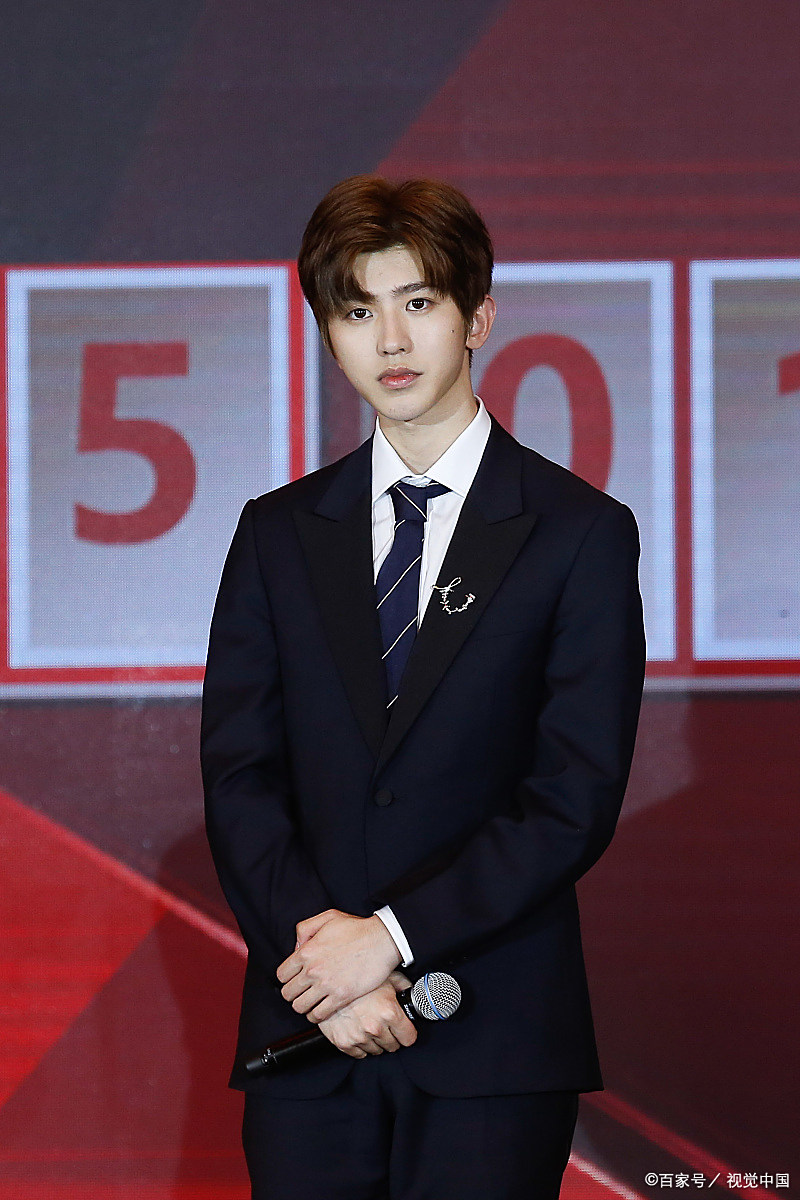 蔡徐坤在nba形象大使人设崩塌,如何破局?