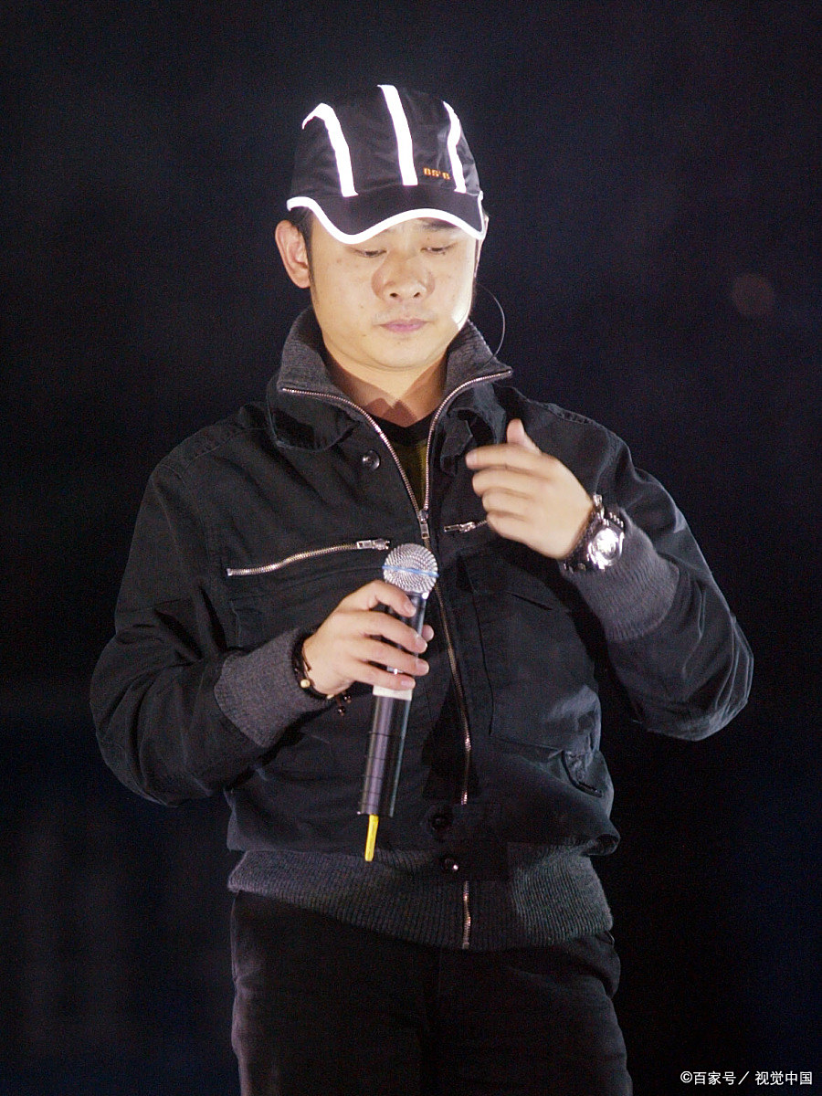 舆论风向转变,刀郎的"反噬"来了,挥出去的剑最终"斩"向自己