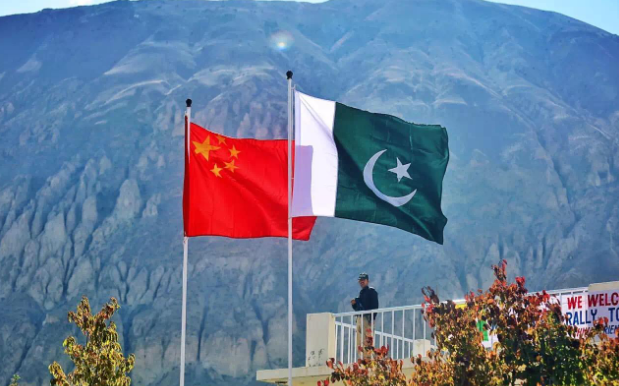 意思为成为国家或像个国家,这个词用来形容国家局势动荡,秩序混乱鲁迅