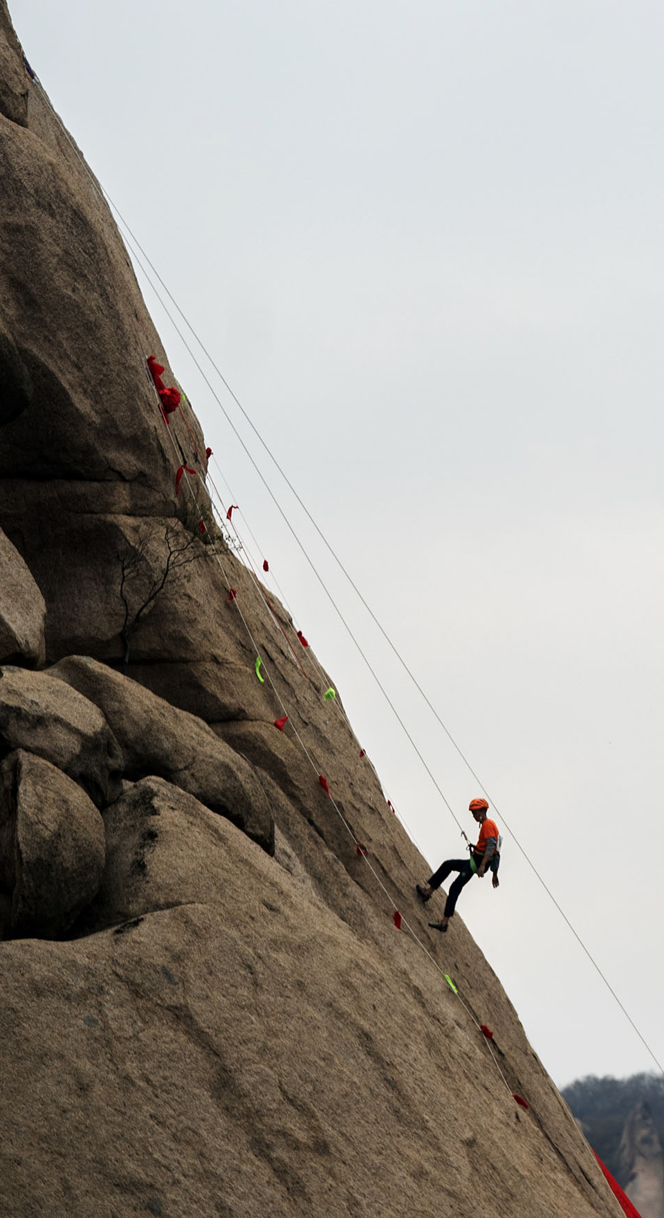 攀岩——挑战"绝壁"(4)