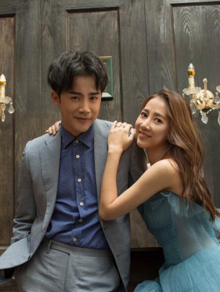 李茂弦子婚后首度合体杂志,甜蜜秀恩爱!