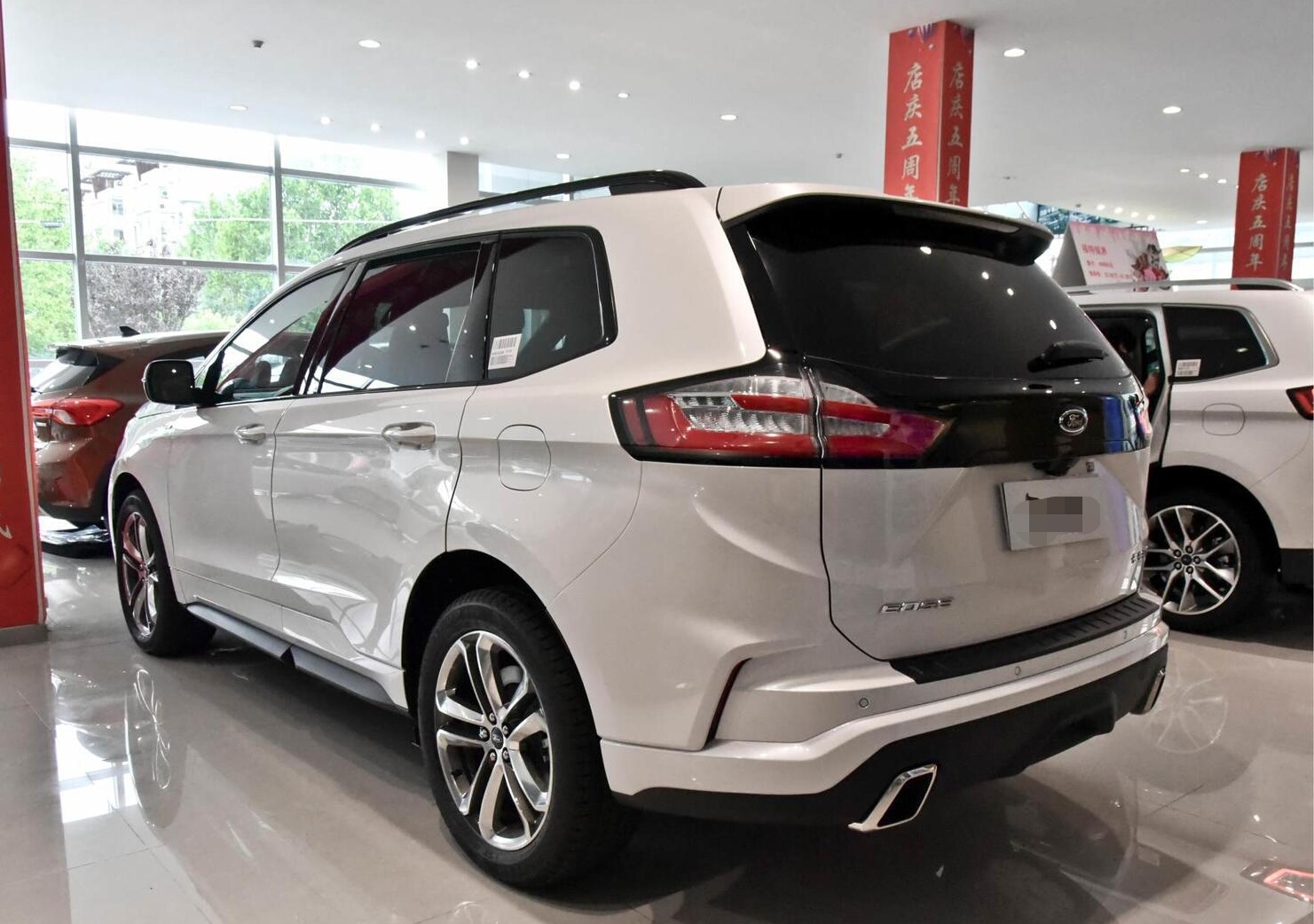 全新6缸福特锐界:7座大空间 四驱,新造型比丰田汉兰达霸气!