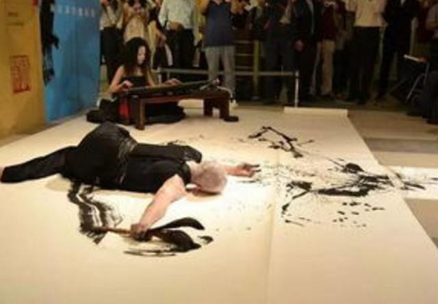 针管喷墨是书法还是杂耍?大师们的花样字帖很像我家小宝的字