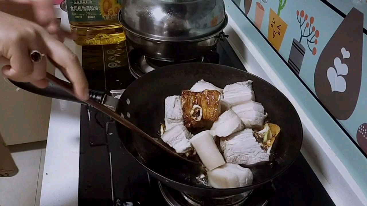农村自家养的猪肉媳妇这样做夹肉饼有多少也不够吃?