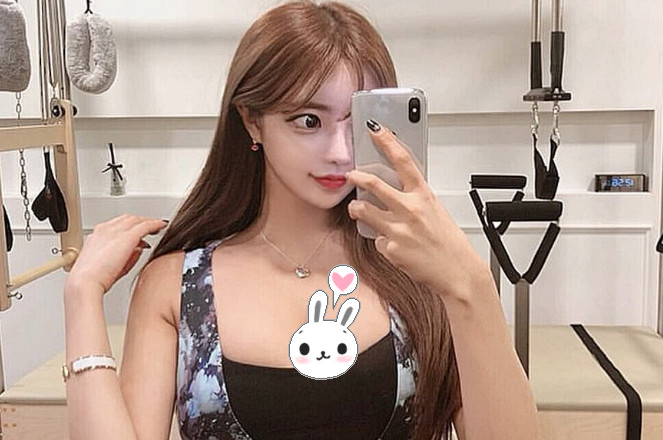 韩国芭比女孩,深爱力量训练,曲线凹凸有致很吸睛