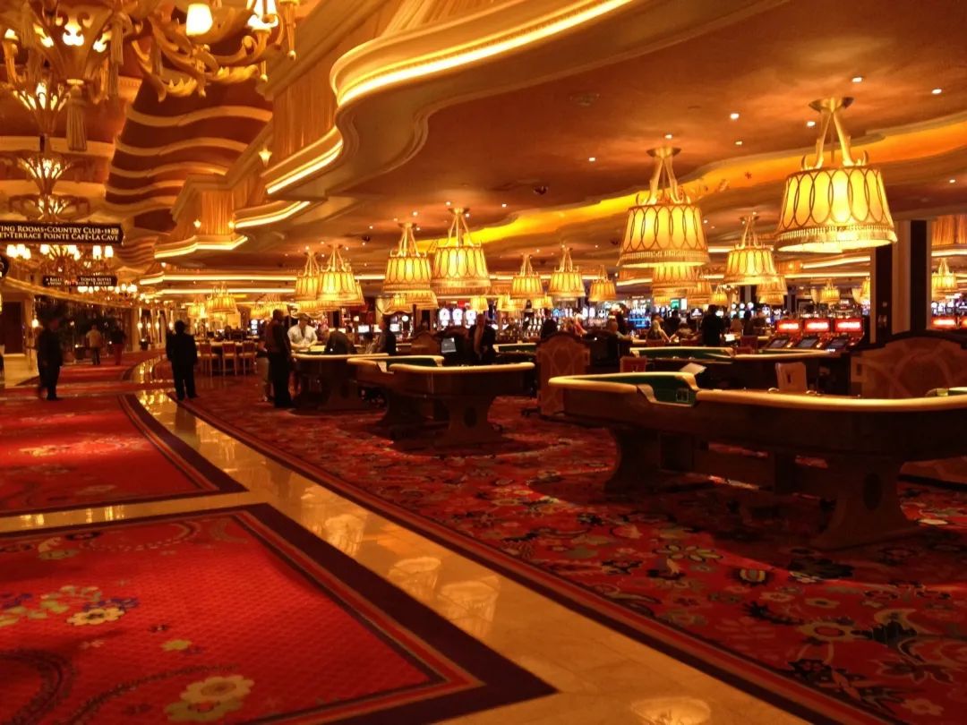 美国赌场为国人精心设下的陷阱,为何却沦为中国老太太的提款机?