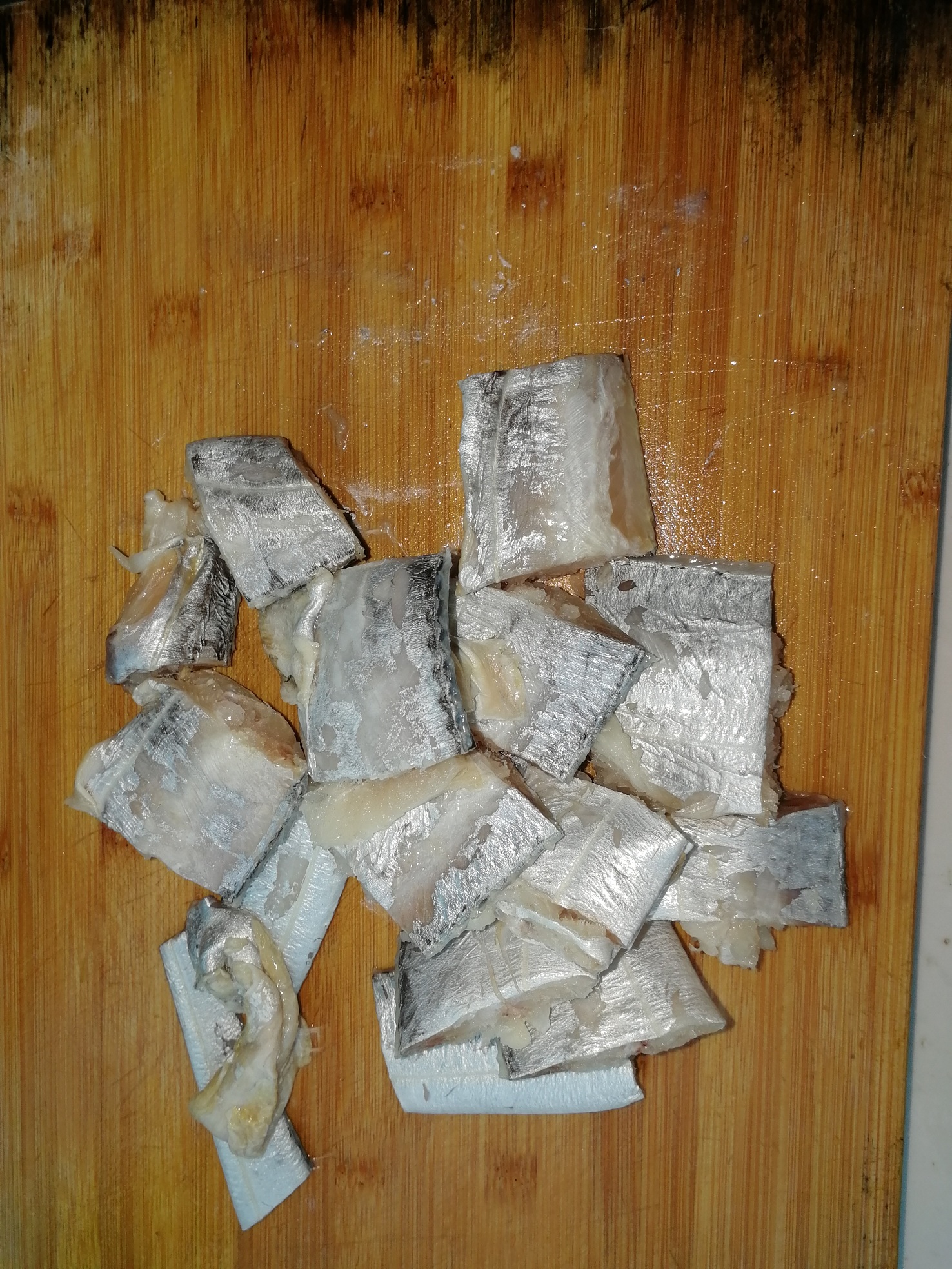 糟辣椒烧带鱼,味道鲜美得咬到舌头