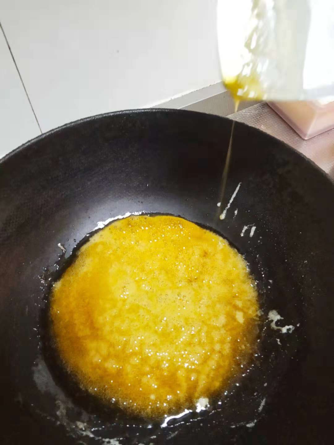 一分钟学会拔丝地瓜,零失败,如何熬糖是关键,大人小孩都爱吃!