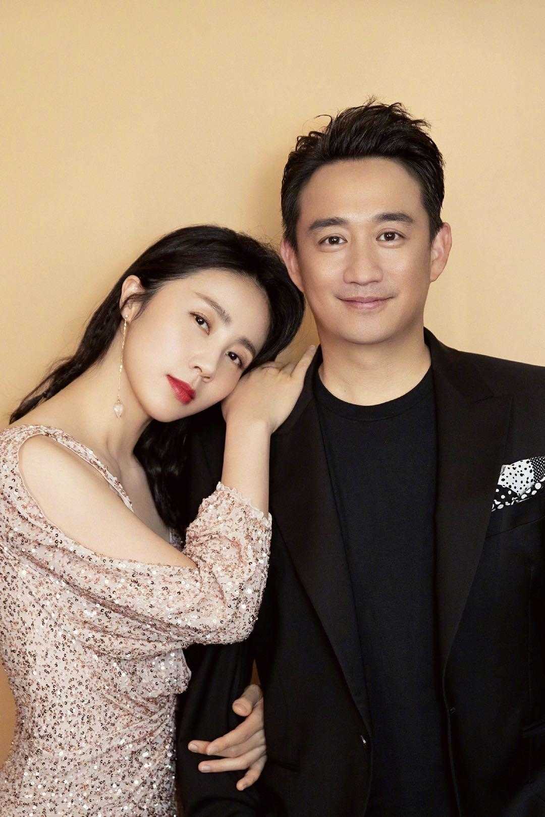 孙莉这身材辣妈里罕见一袭亮片曳地长裙性感端庄直接美成焦点