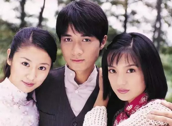 张国荣看好的人,演渣男成名,爱上女助理20年娶回家,47岁被催生