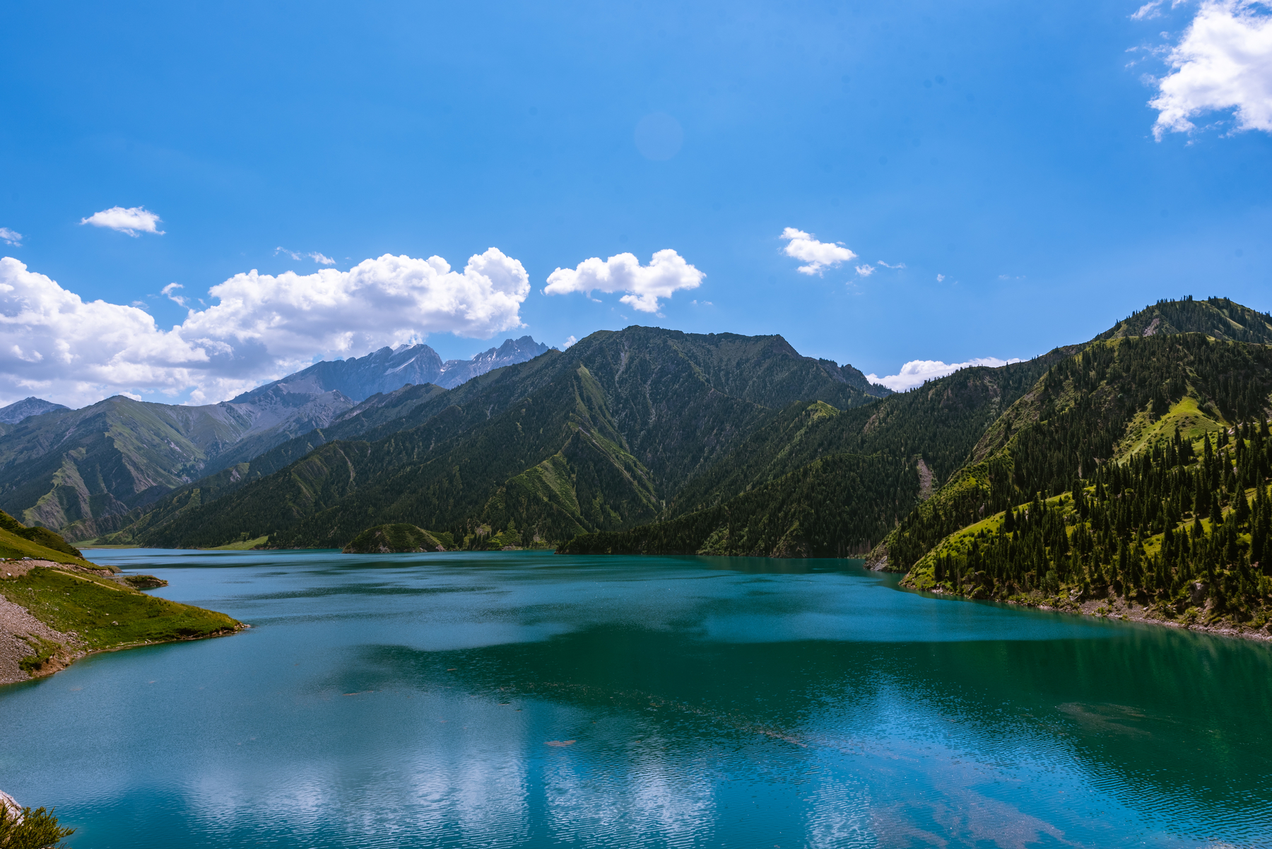 风光摄影:独库公路边的大龙池