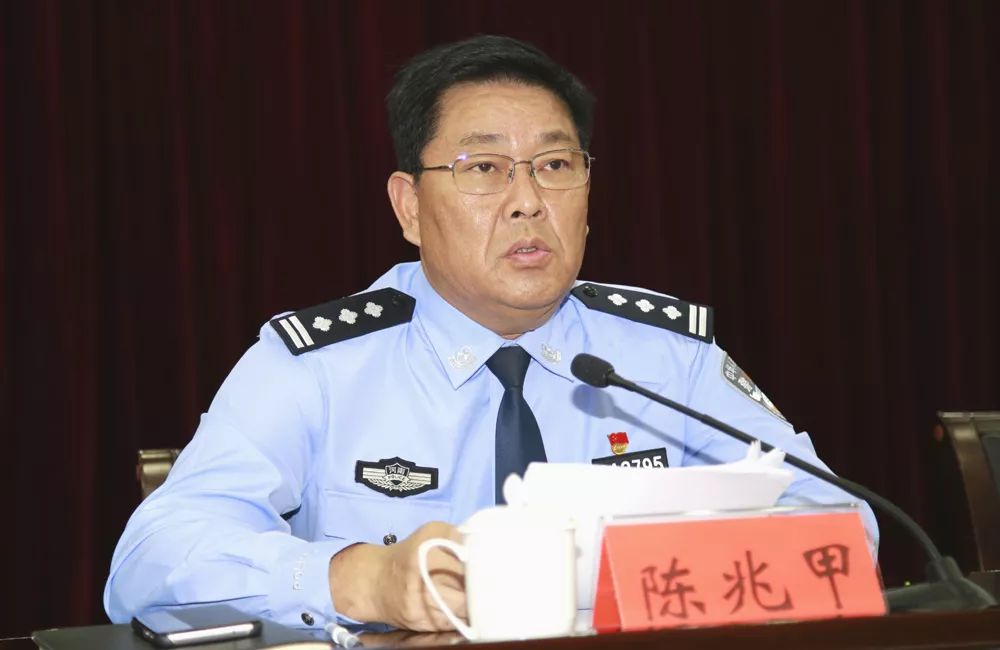 巩义市公安局召开新中国成立70周年大庆安保誓师大会