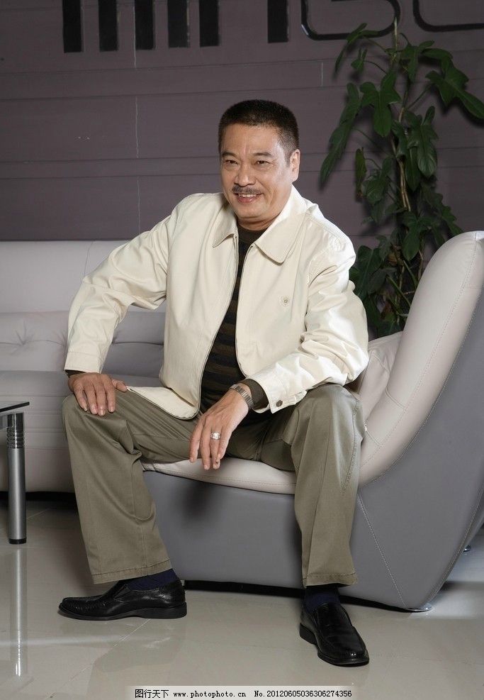 香港电影中的配角王者,全和周星驰合作过,最后一位更是王中之王