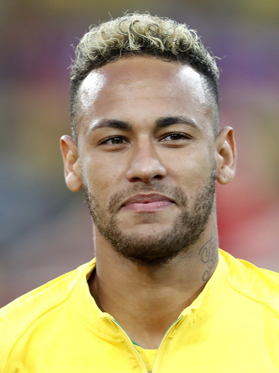 近日,巴西球星内马尔官宣加盟沙特利雅得新月俱乐部.