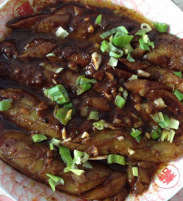 食材易得,口感酸爽.多流行于中国北方和东部.