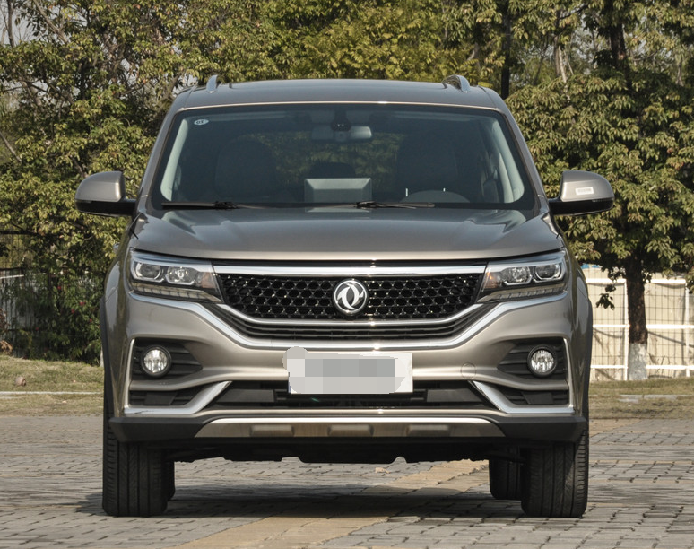 整体外形非常耐看,大气且具有辨识度的景逸x7,非常的有水准!