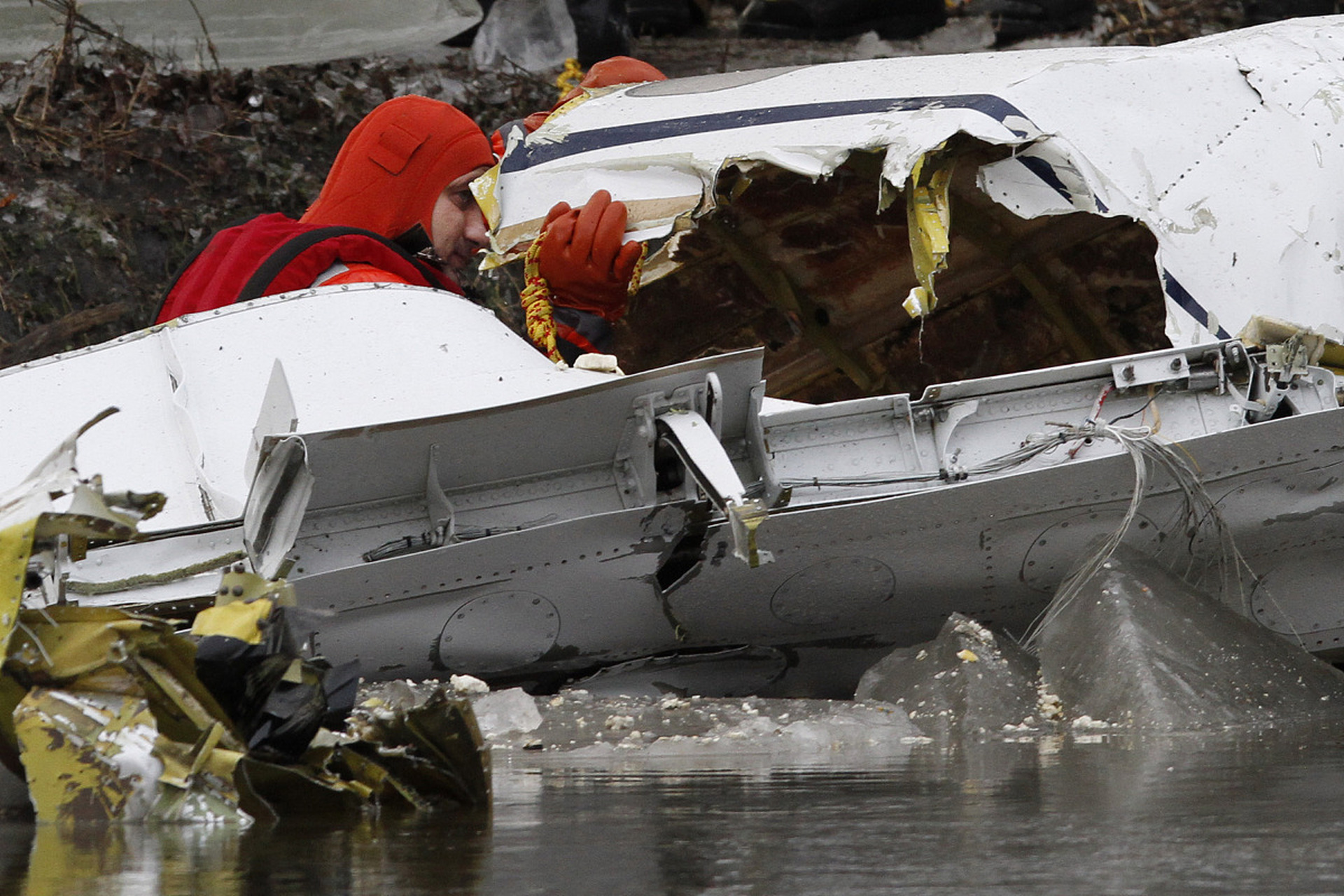 历史上的今天,美国历史上最严重的航空事故:160人丧