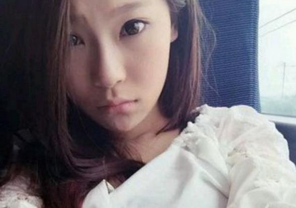 英雄联盟:孙博文爆料,笑笑新女友怀孕,和慧慧一刀两断了