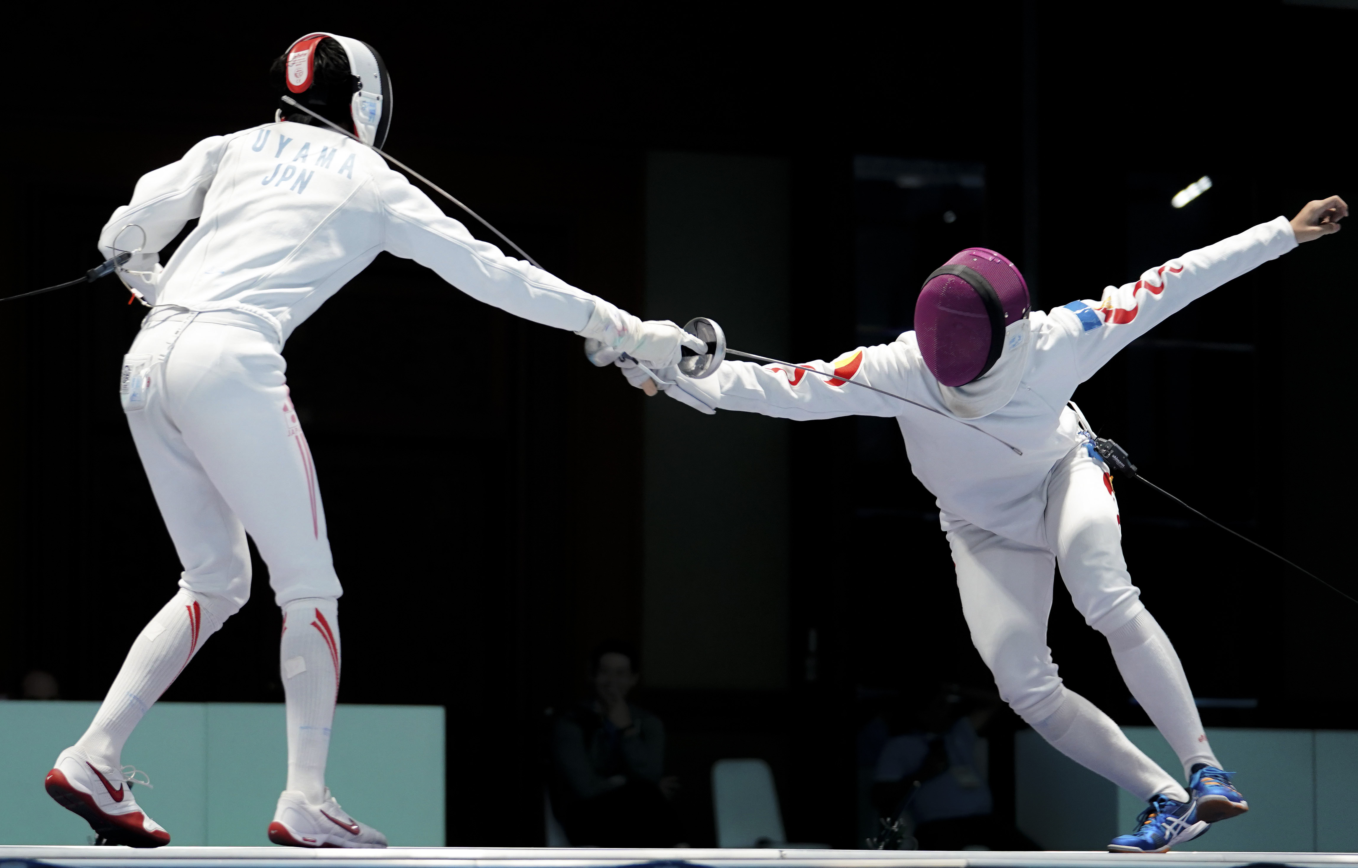 击剑——日本队夺得男子重剑团体冠军(4)