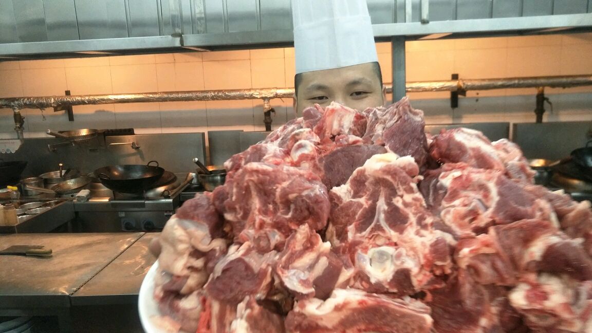 酒店大厨教你:“红焖羊蝎子”的做法,肉质鲜嫩,唇齿留香