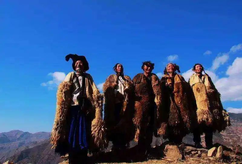 凉山彝族家支的权力结构与彝区乡村秩序控制