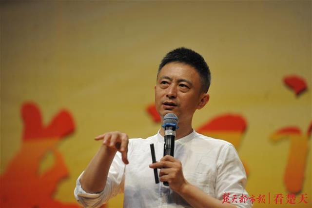 湖北走出去的央美设计教授费俊:做一个好的转译者,同样价值无限