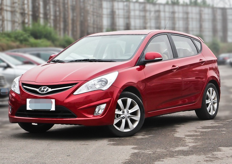 现代瑞奕,造型非常的帅,非常的有吸引力