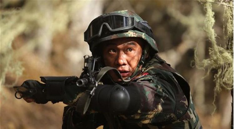 五本热血战争军事小说推荐:《最强特种兵之战狼》英雄为民而战