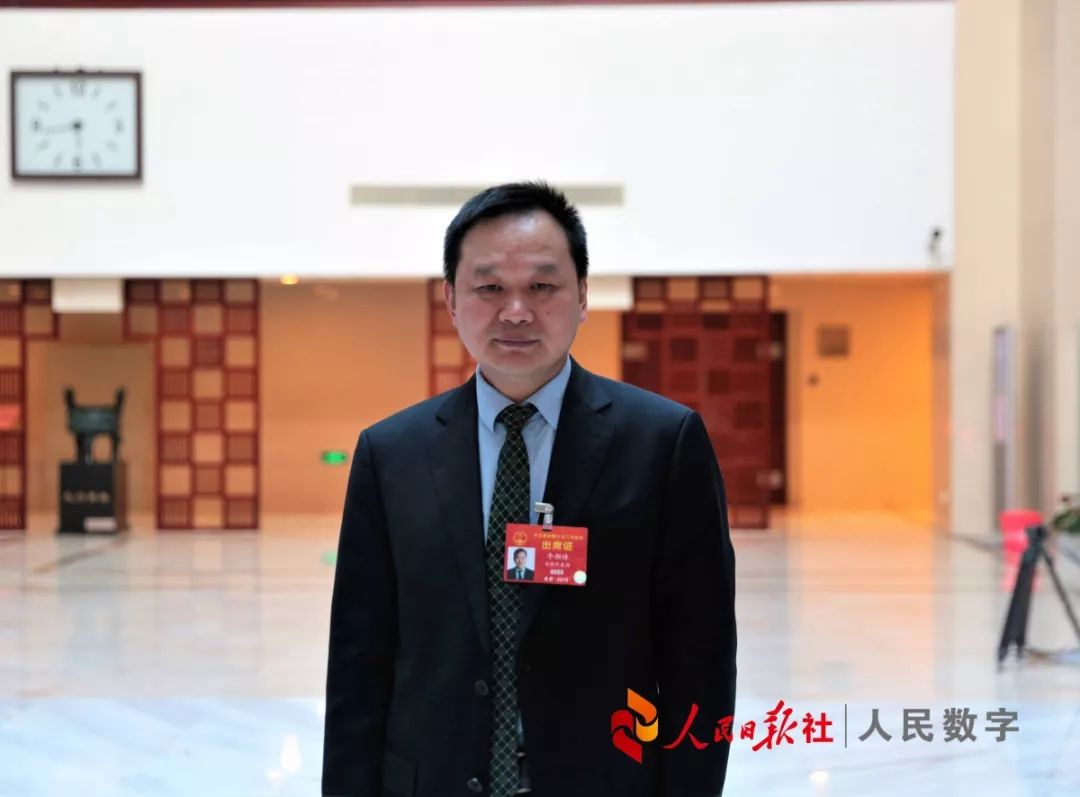 全国人大代表牛朝诗:推进"互联网 医疗"提升基层医疗诊疗能力