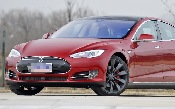 特斯拉model s,model s p85d,新能源汽车你喜欢吗?外观.