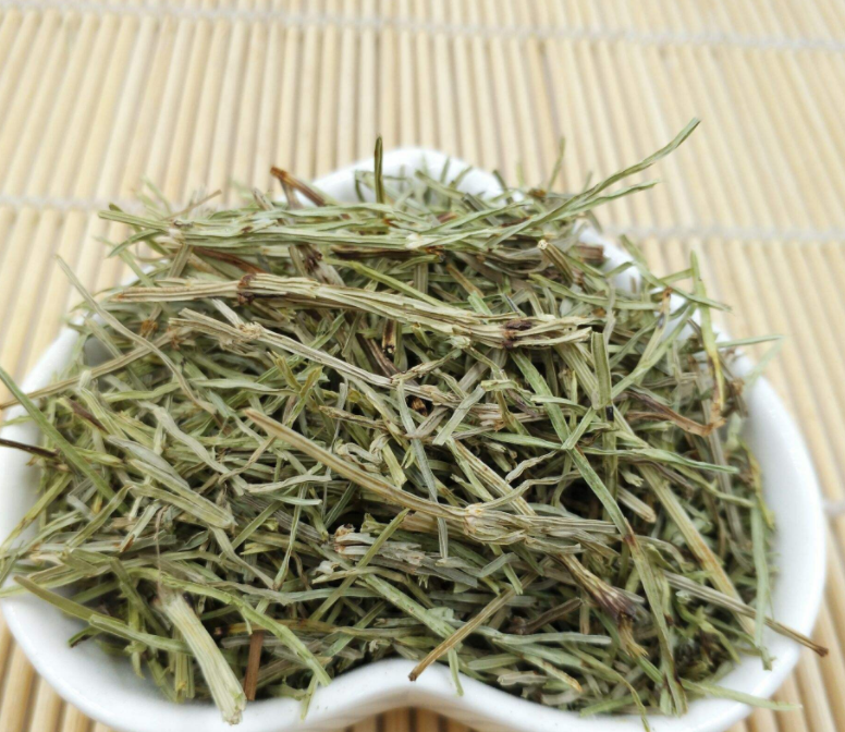 对于问荆,小编也是偶然一次下乡遇到的,那时候根本不知道是啥,只是