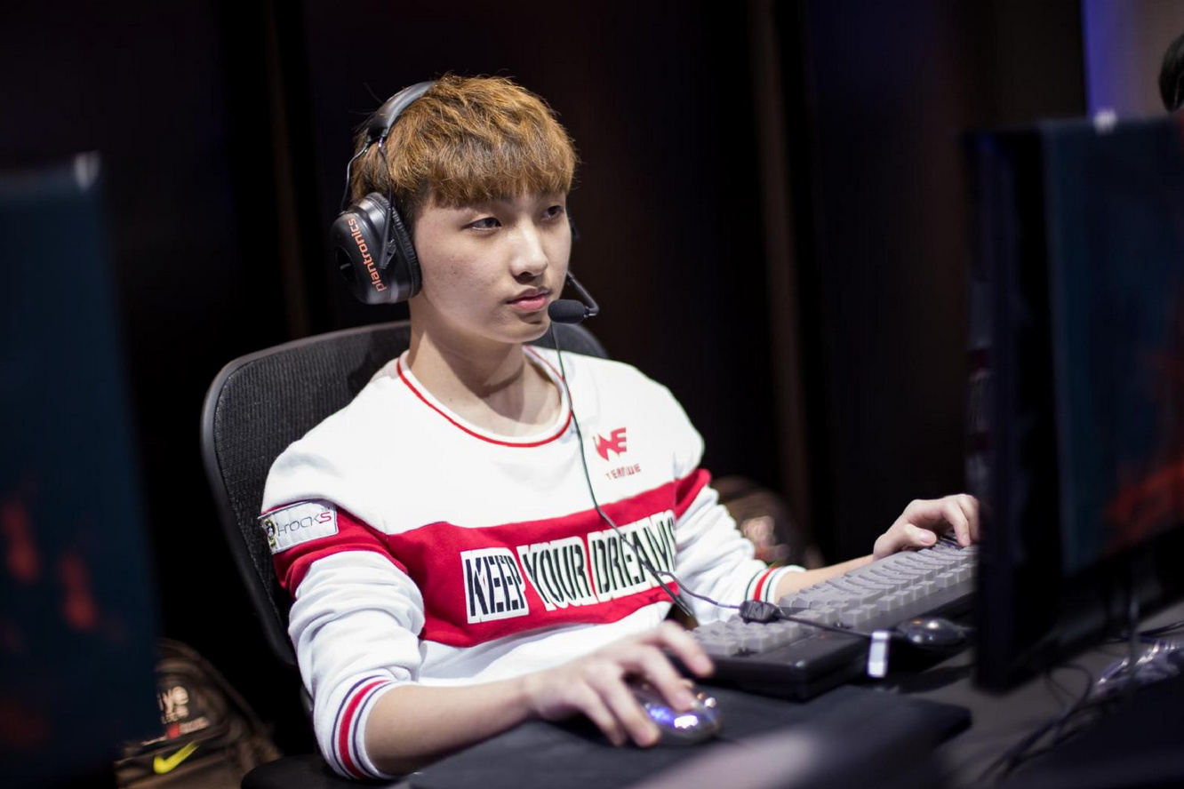 lgd确定首发阵容?f姓国产中单加盟,兮夜人在上海去向成谜