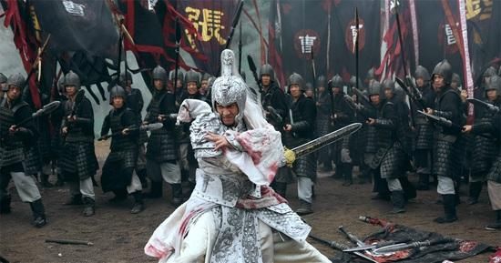三国时名将被网友戏称"无双"将军,一出场就被秒杀,被世人嘲笑