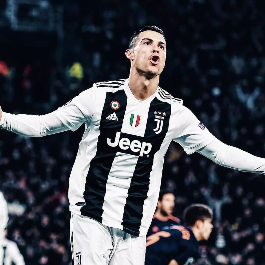 c罗进球后,梅西远射破门,2人隔空对话,继续争艳