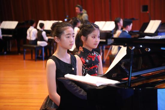 海知音琴行携手钢琴家王晶晶在皖掀起多钢琴音乐风暴!