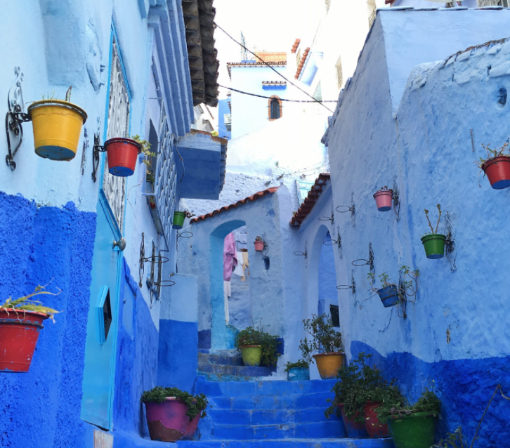 为什么微信上许多漂亮女孩的地区都是安道尔?说出来你可能没想到