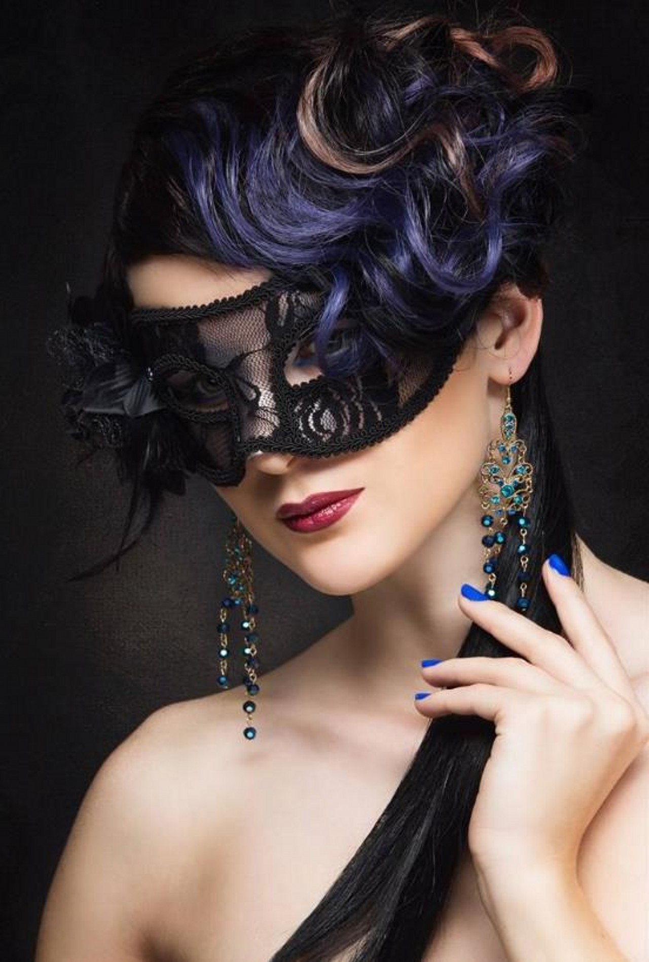 12星座专属的女王面具:金牛座的女王面具好辣眼睛,你的是哪一个