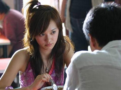 怀孕33周还去爬山,细数36岁陈意涵的元气满满!