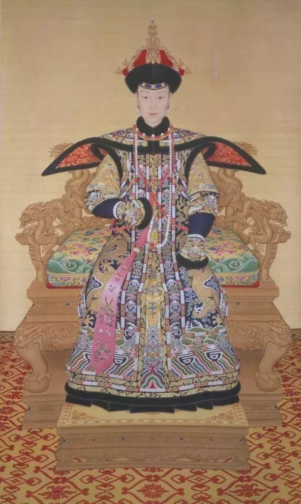 郎世宁是清朝的第一画师,画了乾隆妃嫔的画像